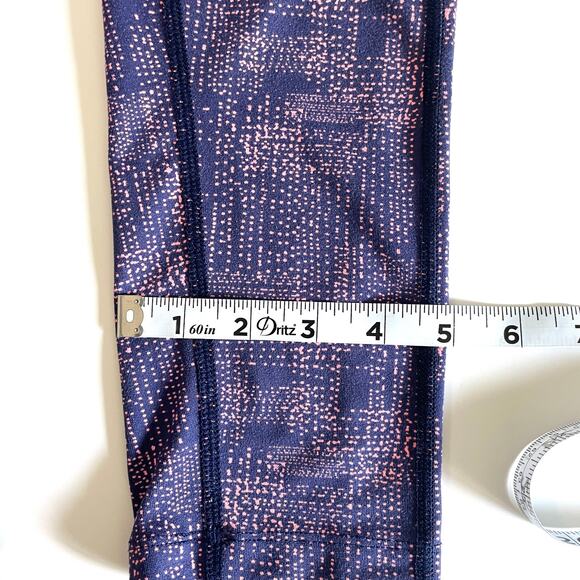 The North Face Women's Leggings Size Large Blue Pink Dots - Picture 10 of 11